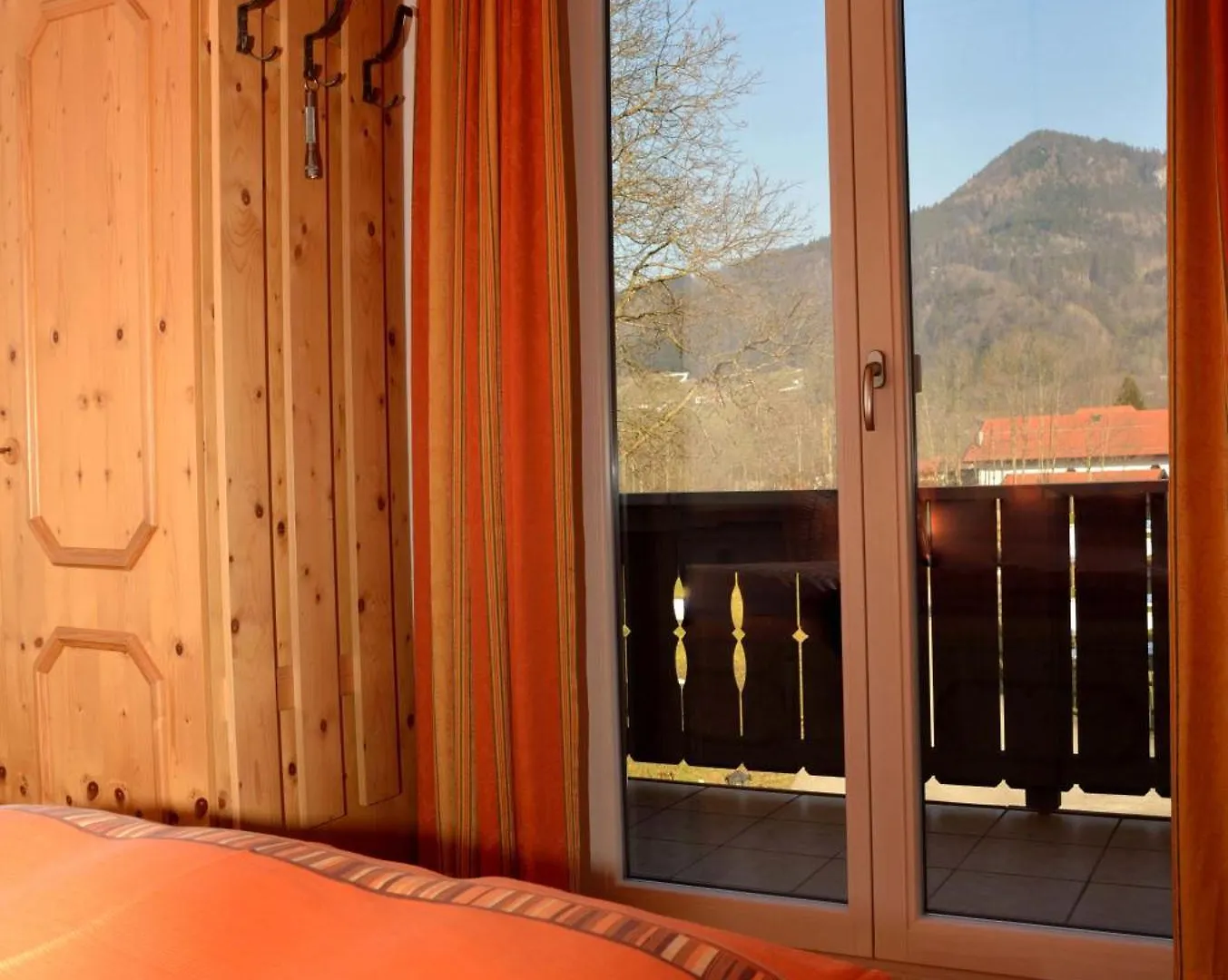 Ferienwohnungen Haus Monika Aschau im Chiemgau